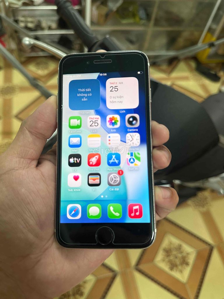 Apple iPhone SE 128GB màn hình zin,k camera sau. Mua bán Điện thoại tại Thành phố Biên Hòa Đồng Nai được đăng bởi LUCAS 6868 hình 1