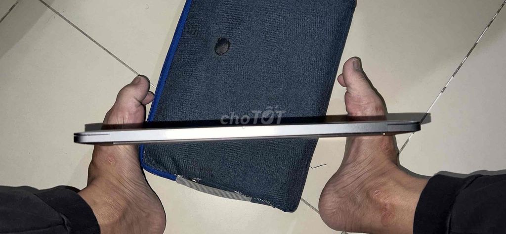 Apple MacBook Pro 2016 Bạc. Mua bán Laptop tại Quận 7 Tp Hồ Chí Minh được đăng bởi Man Ngminh hình 1