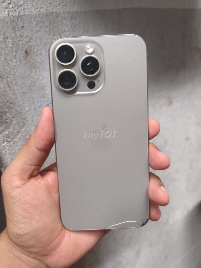 Apple iPhone 15 Pro Max Xám Đã qua sử dụng. Mua bán Điện thoại tại Quận Sơn Trà Đà Nẵng được đăng bởi nhut hình 1