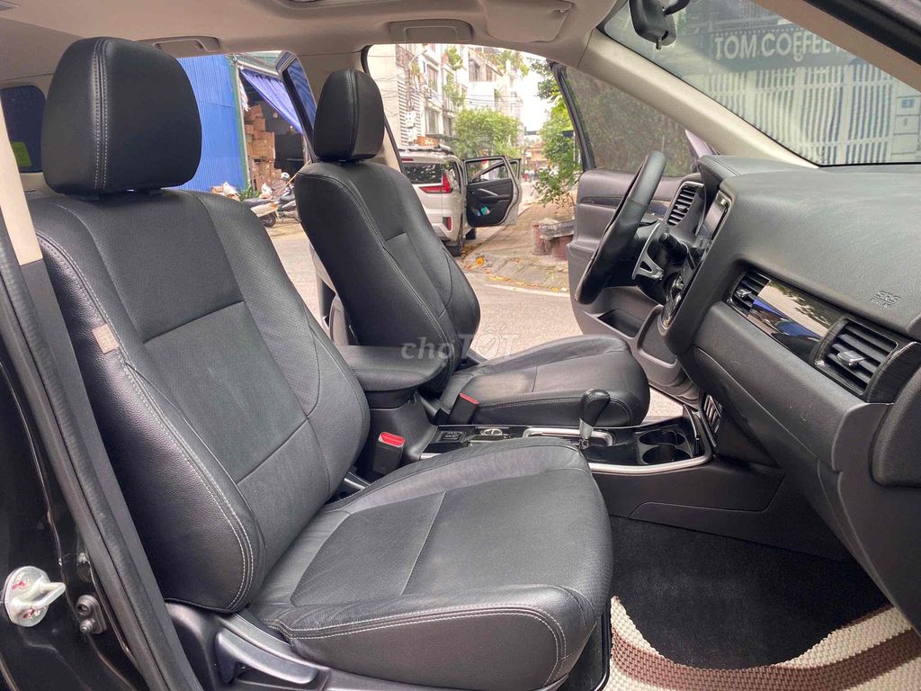 Missu OUTLANDER PREMIUM 2.4,4x4 Black Edition. Mua bán Ô tô tại Quận Long Biên Hà Nội được đăng bởi DUONGMINH AUTO  hình 12