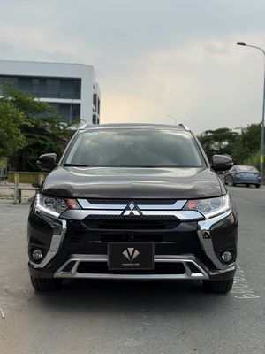 Đổi xe cần ra đi em Mitsubishi Outlander 2023 CVT