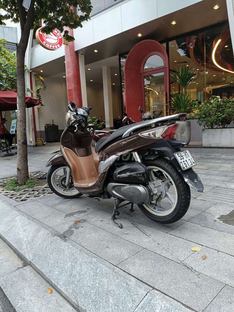 Shark 2010 - 125 bstp máy êm.. Mua bán Xe máy tại Quận 11 Tp Hồ Chí Minh được đăng bởi CẦM ĐỒ KHANG GIA  hình 3