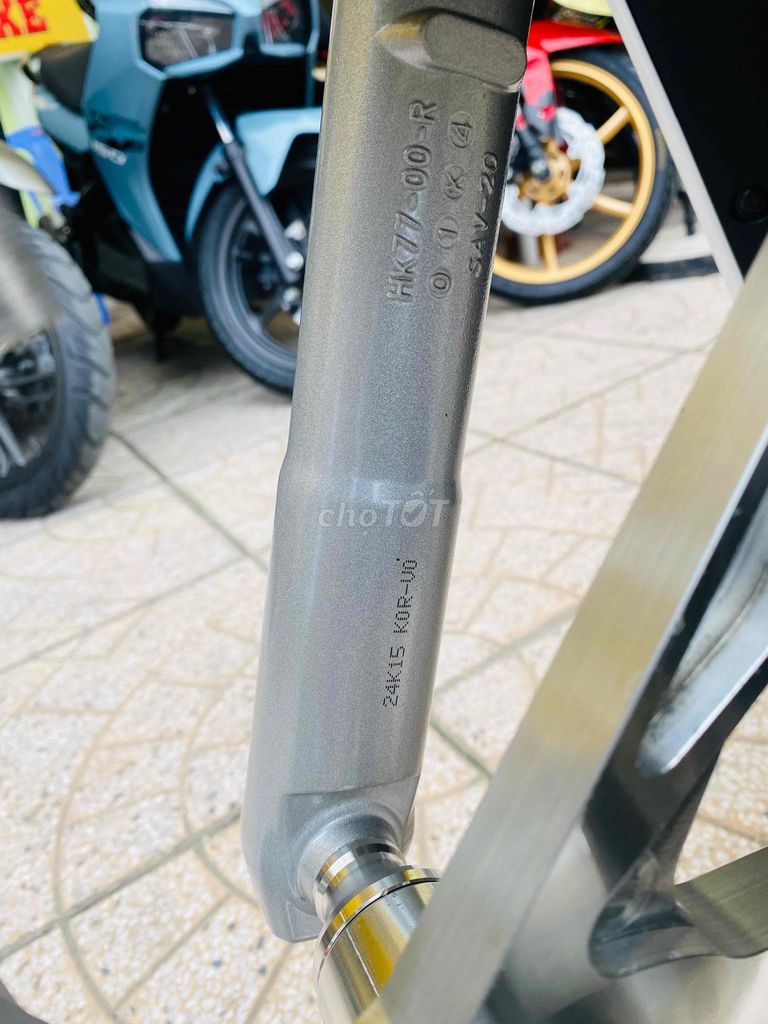 SH 160 CBS 2024 chuẩn 9k km độ kiểng siêu đẹp✅. Mua bán Xe máy tại Quận Ninh Kiều Cần Thơ được đăng bởi Hiếu Xe máy Tân Liên Hưng 2 hình 10