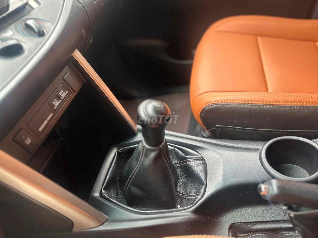 Toyota Innova 2017 2.0E MT 12000 km. Mua bán Ô tô tại Quận Nam Từ Liêm Hà Nội được đăng bởi Auto Hà Nội hình 8