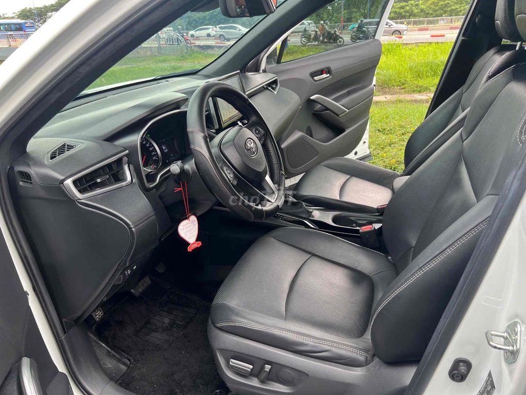 Toyota Corolla Cross 1.8V màu trắng 2022 giá giảm. Mua bán Ô tô tại Quận 6 Tp Hồ Chí Minh được đăng bởi Đại lý chính hãng xe qua sử dụng Toyota Sài Gòn hình 8