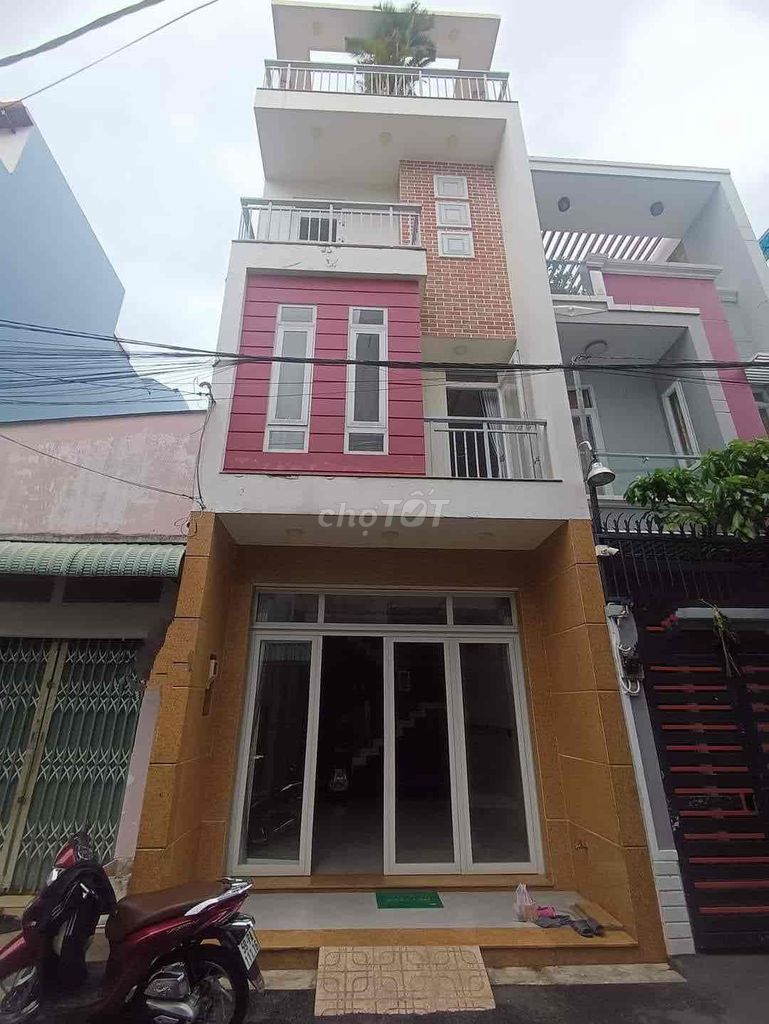 Cho thuê nhà 2 lầu sân thượng hẻm 1/ đường Kha Vạn Cân,P Linh Trung