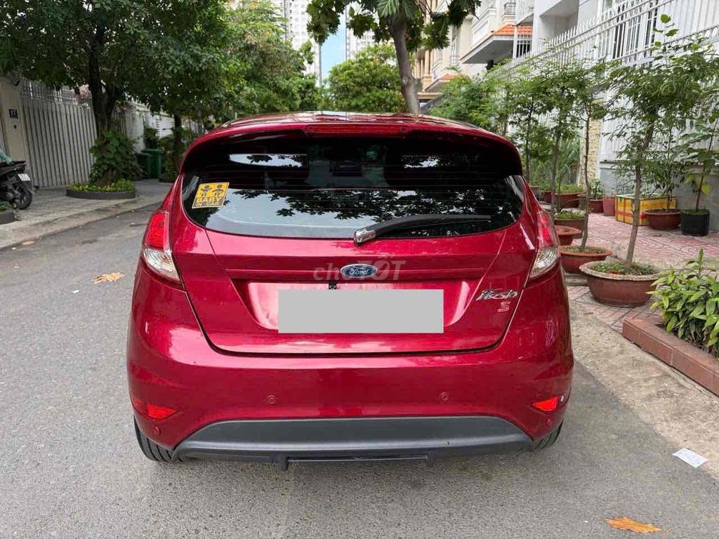 Ford Fiesta 2015 1.5 AT Sport - 32000 km. Mua bán Ô tô tại Quận 8 Tp Hồ Chí Minh được đăng bởi Glynk Võ Văn Kiệt hình 2