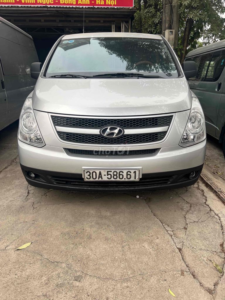 Hyundai Grand Starex 2007 - 180000 km