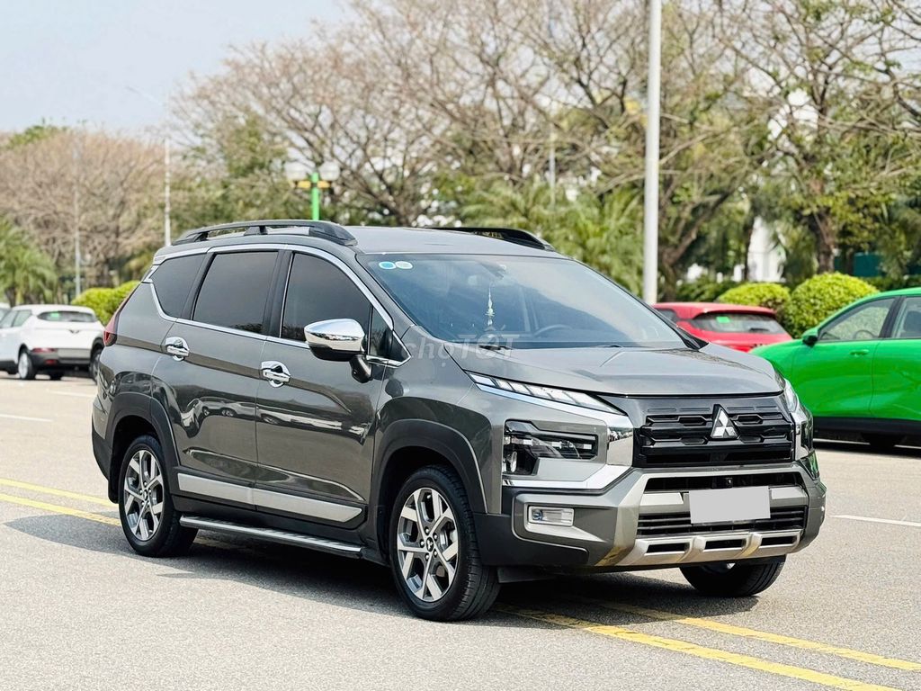 Mitsubishi Xpander Cross 2023, màu khỏe, xe chất. Mua bán Ô tô tại Quận Long Biên Hà Nội được đăng bởi Long Biên Cars hình 2
