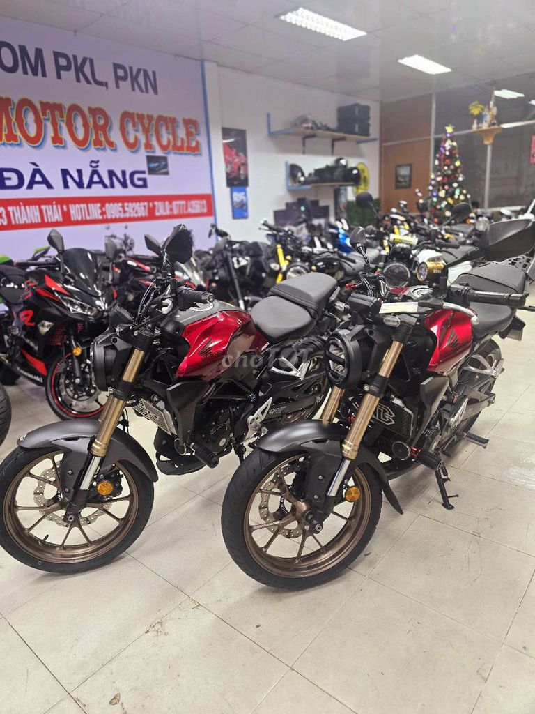 Honda CB300R 2021 Đỏ. Mua bán Xe máy tại Quận Thanh Khê Đà Nẵng được đăng bởi Quý Moto Cycle 21 điện biên phủ Đà Nẵng hình 1