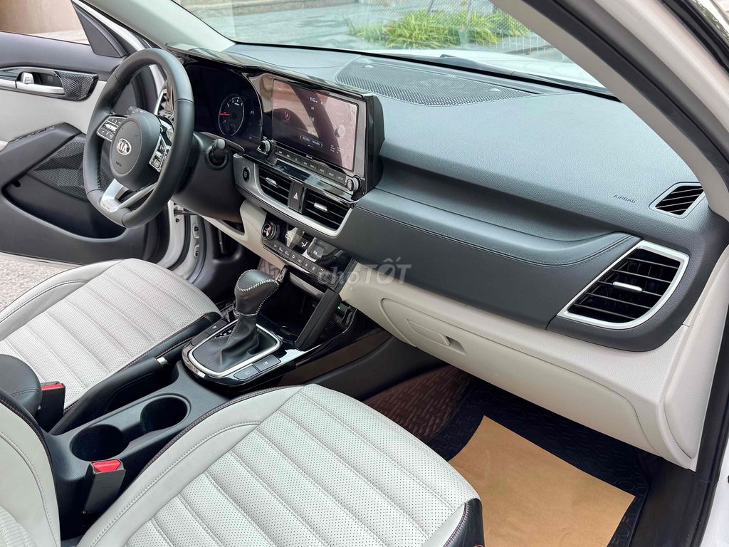 Kia Seltos 1.4 Premium 2020 quá mới chỉ 13.000 km. Mua bán Ô tô tại Thành phố Thủ Đức Tp Hồ Chí Minh được đăng bởi Hoà Xe Cũ hình 18