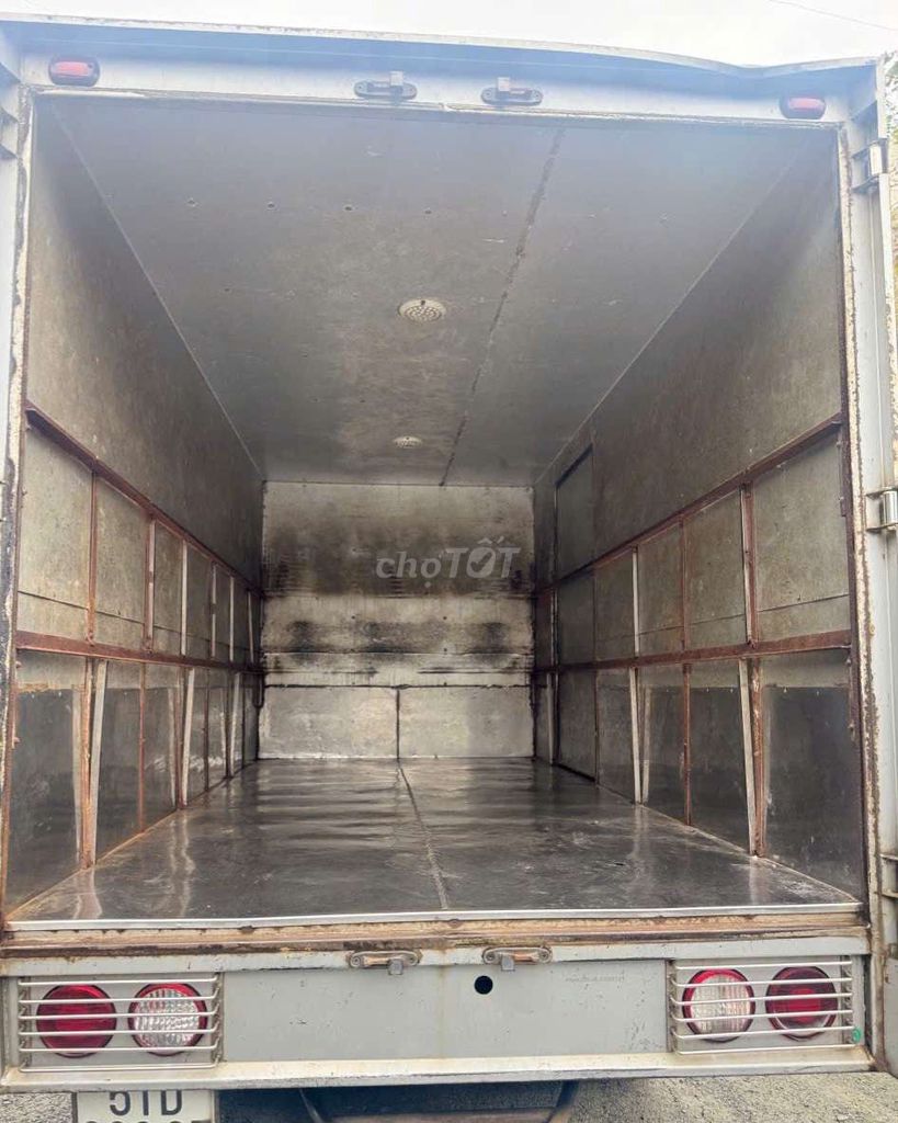 Bán gấp kia 2.4 tấn đời 2018 thùng kín 3m5. Mua bán Xe tải, xe ben tại Thành phố Thuận An Bình Dương được đăng bởi Xe tải Bình Dương hình 4