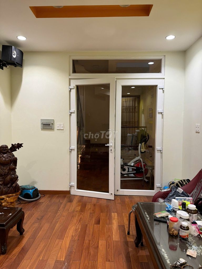 BÁN NHÀ – MẶT TIỀN TRẦN VĂN KIỂU, P.10, Q.6 – NỘI THẤT GỖ CAO CẤP