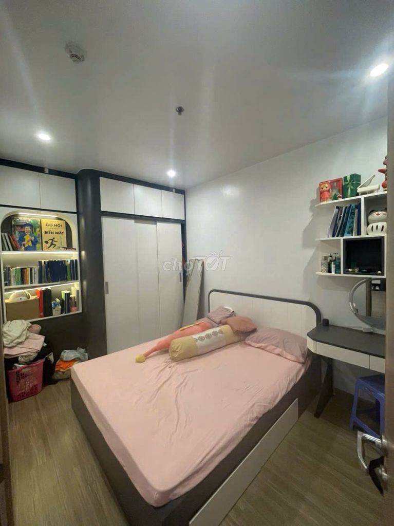Продажа 2-комнатной квартиры Vinhomes Smart City 62 м² с полной мебелью