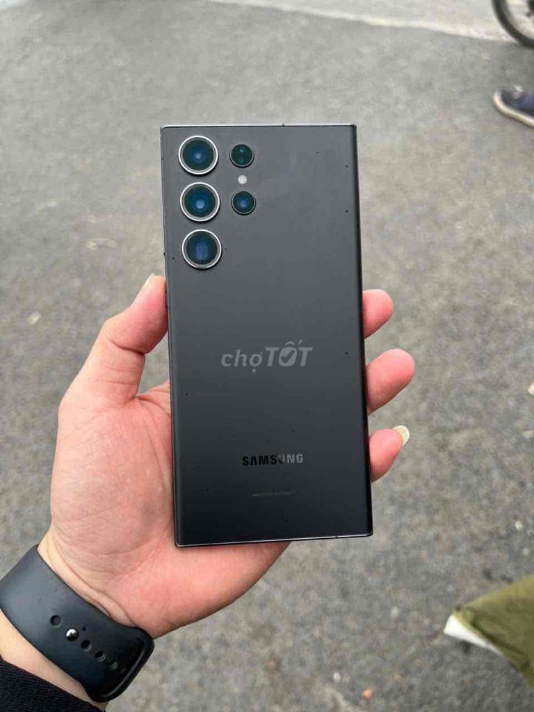 Samsung S23 Ultra 256GB Đen Vn zin nguyên. Mua bán Điện thoại tại Quận Đống Đa Hà Nội được đăng bởi Quý Hoàng hình 1