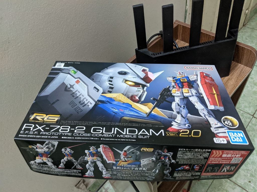Mô hình lắp ráp RG 1/144 RX-78-2 Gundam Ver 2.0