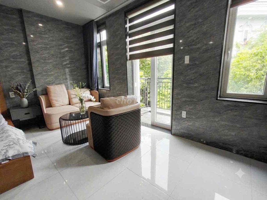 3-storey townhouse with a massage chair and shared pool — photo 10