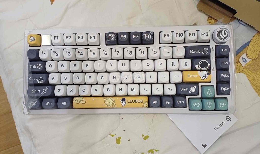 Bàn phím cơ LEOBOG HI75C PRO Phi Hành Gia Newseal. Mua bán Phụ kiện (Màn hình, Chuột...) tại Quận Gò Vấp Tp Hồ Chí Minh được đăng bởi Khang Võ Hồng hình 1