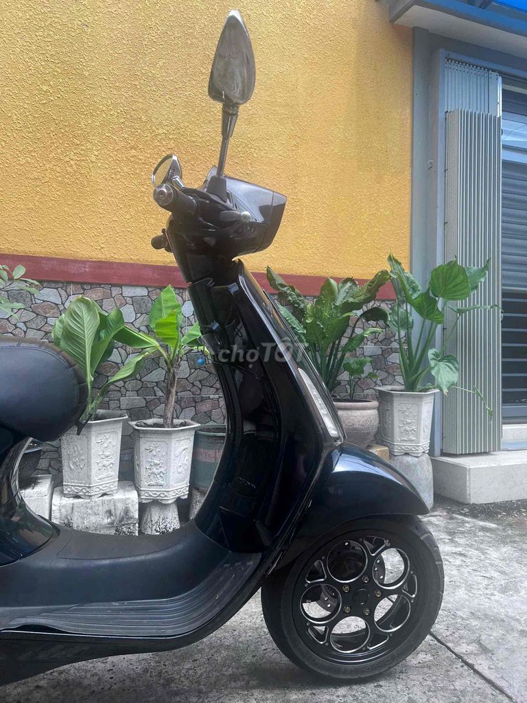 Xe tay ga Vespa S 125ig 2017 Đen nữ dùng. Mua bán Xe máy tại Quận 8 Tp Hồ Chí Minh được đăng bởi Mỹ Duyên hình 3