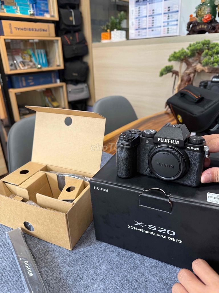 Máy ảnh Fujifilm X-S20 Đen Sigma 18-50mm. Mua bán Máy ảnh, Máy quay tại Thành phố Thủ Đức Tp Hồ Chí Minh được đăng bởi thanh tuyền hình 1