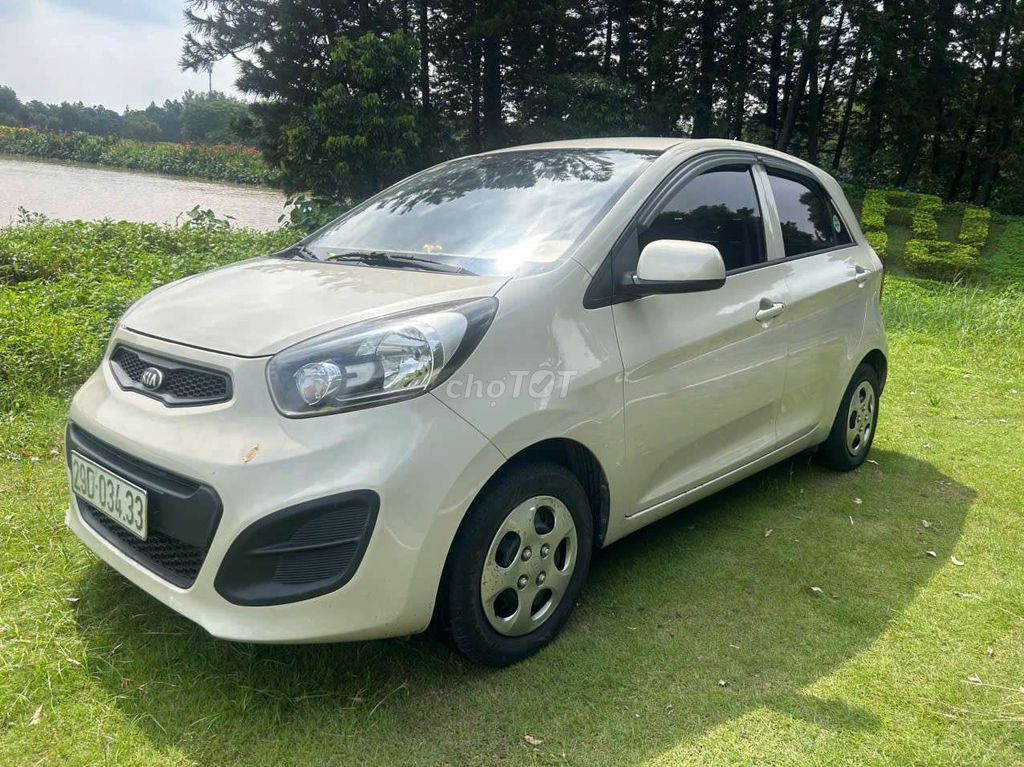 Kia Morning 2014 автомат, белый