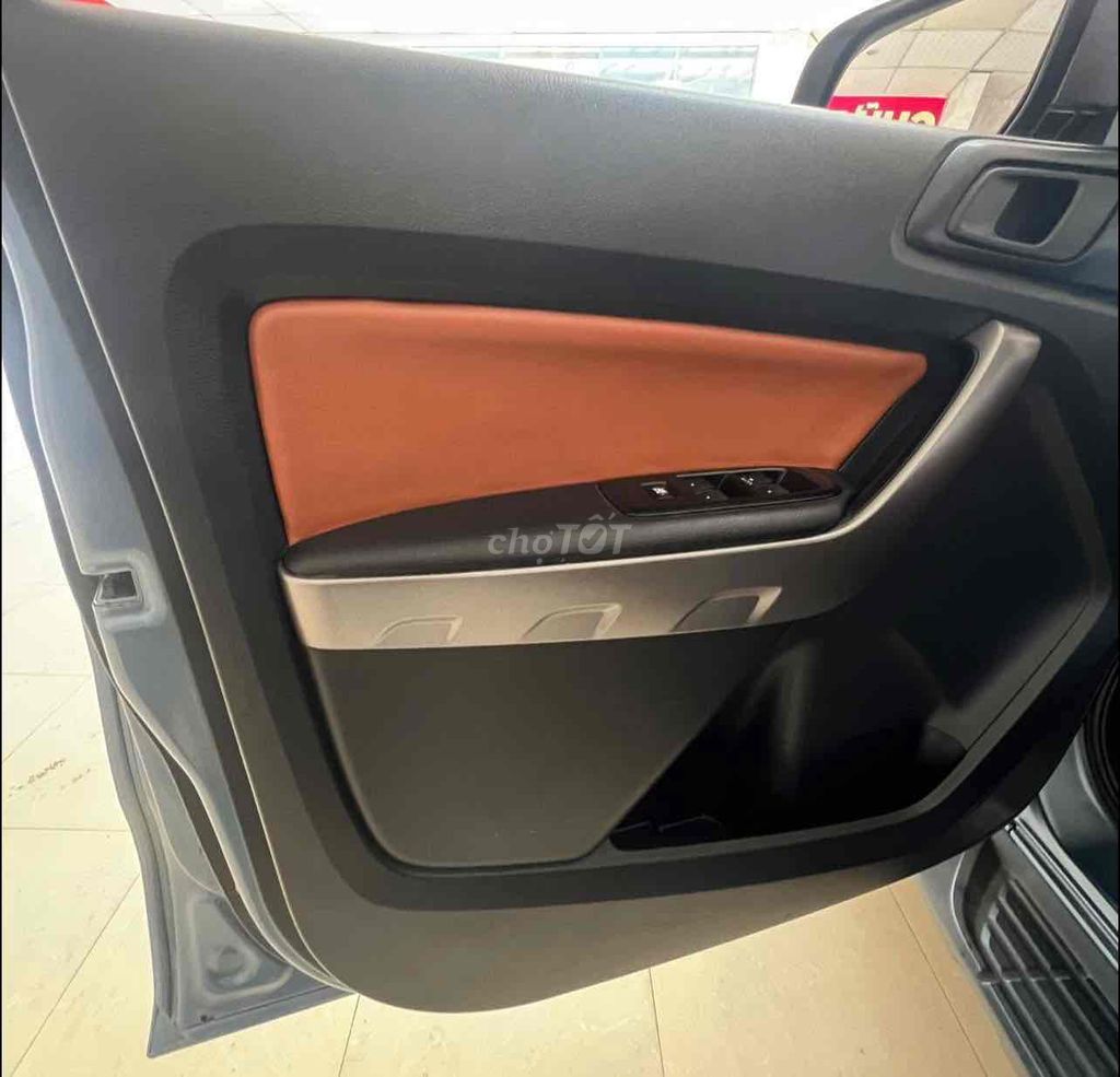 Ford Ranger 2019 XLS 2.2L 4x2 AT - 110000 km. Mua bán Ô tô tại Thị xã Kỳ Anh Hà Tĩnh được đăng bởi HOÀNG KY AUTO hình 7