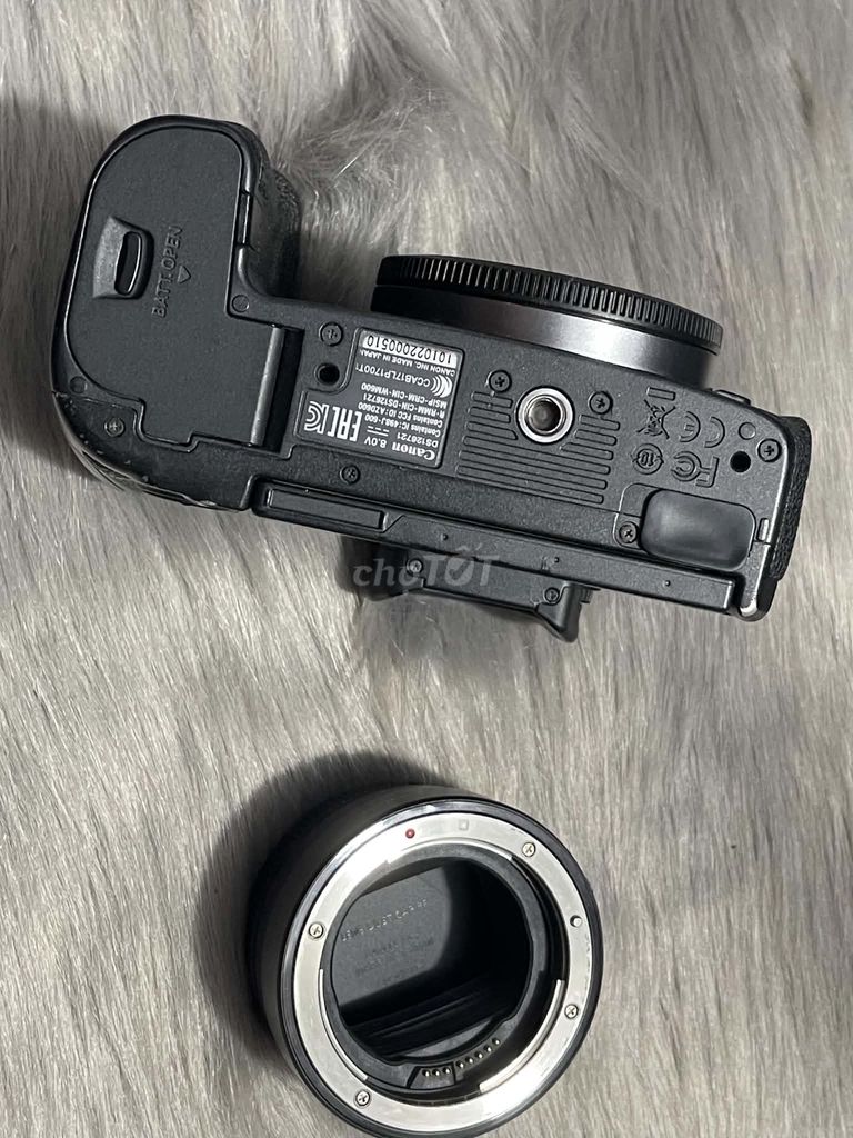 Máy ảnh Canon EOS R Đen. Mua bán Máy ảnh, Máy quay tại Quận Tân Phú Tp Hồ Chí Minh được đăng bởi Kim Tien Nguyen hình 1