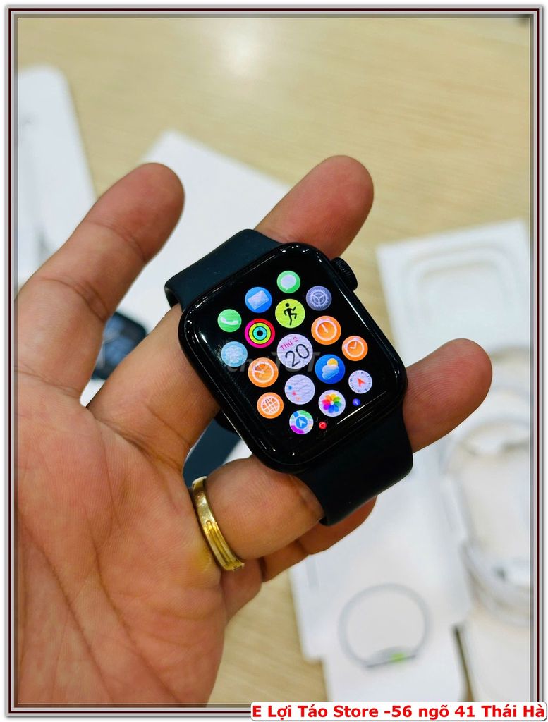 Apple Watch SE 2 Đen 40mm Pin 100% BH 05/12/2026. Mua bán Thiết bị đeo thông minh tại Quận Đống Đa Hà Nội được đăng bởi Nguyễn Tiến Lợi hình 1