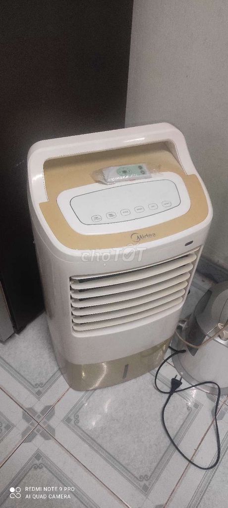 Quạt hơi nước Midea Trắng Vàng Còn mới. Mua bán Quạt tại Quận Gò Vấp Tp Hồ Chí Minh được đăng bởi Thanh Bình  hình 1