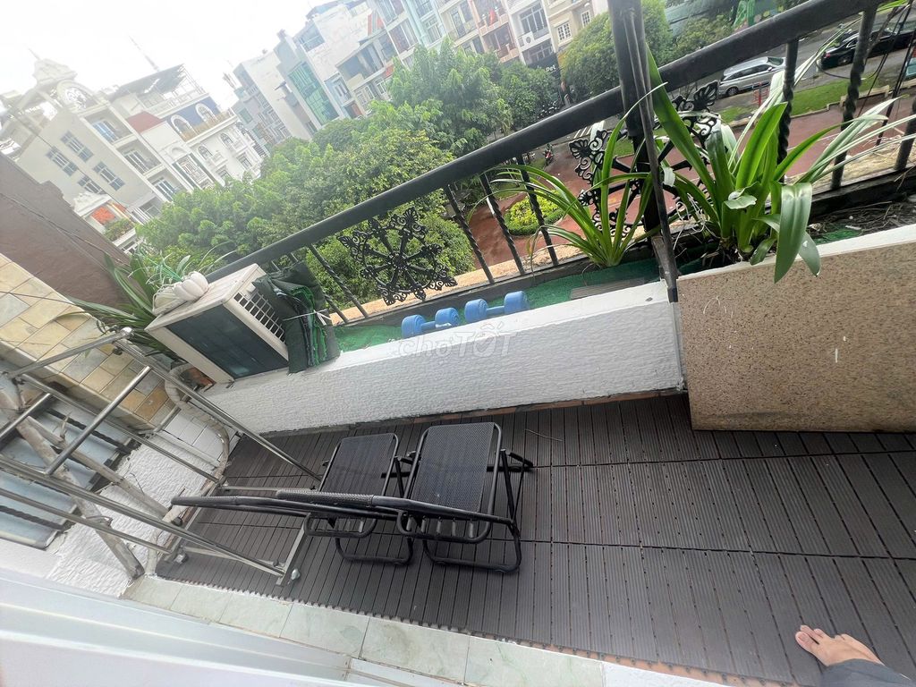 Căn Hộ Dịch Vụ, 1 PN Riêng Biệt, Ban Công View Công Viên, Ngay CMT8 cách mạng tháng tám, Phường 12, Quận 10, Tp Hồ Chí Minh Quận 10 Tp Hồ Chí Minh