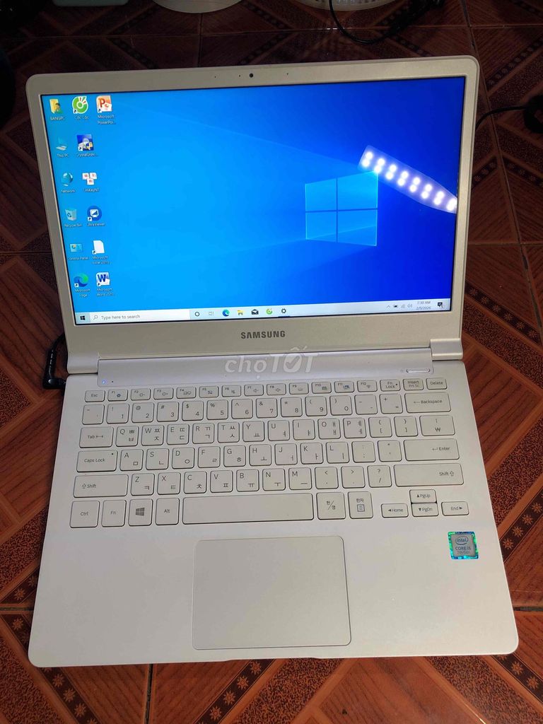 Samsung NT900X3W i5 8GB/256GB. Mua bán Laptop tại Thành phố Thủ Đức Tp Hồ Chí Minh được đăng bởi Pham bang hình 1