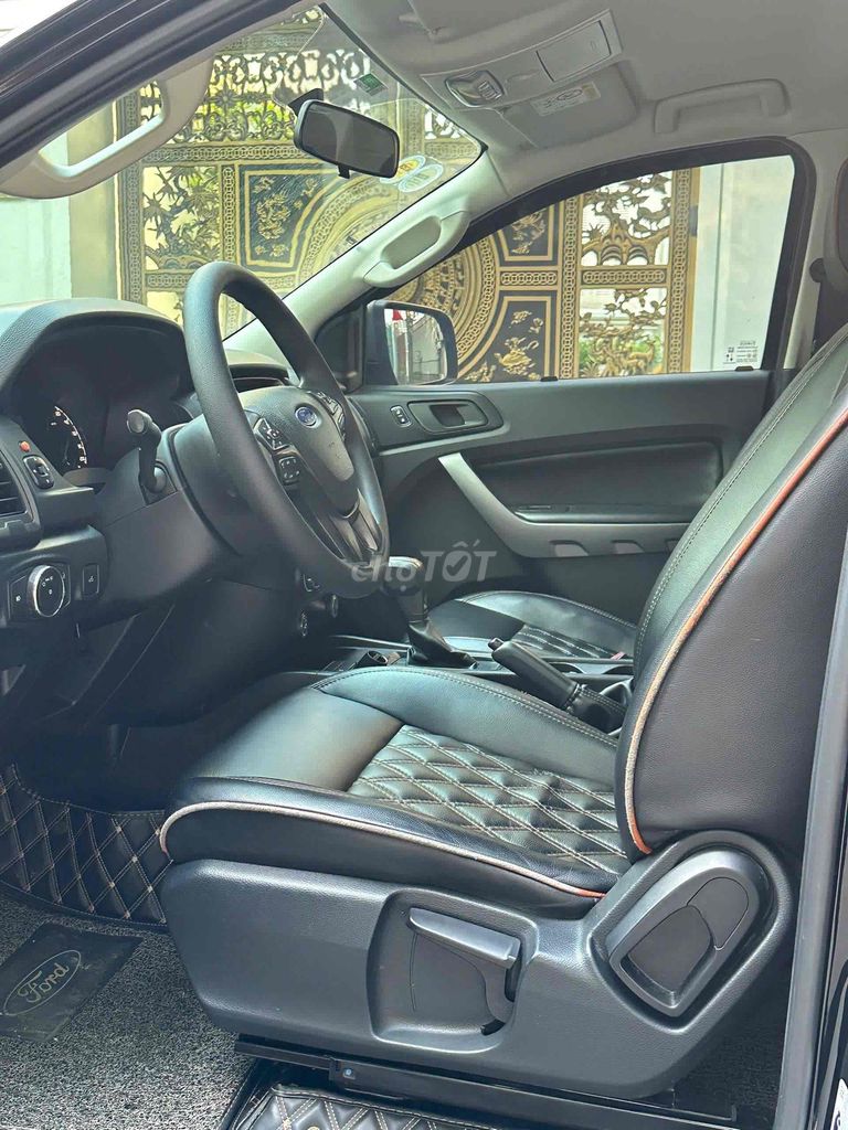 Ford Ranger XLS 2.2AT 4x2 sx 2021 màu đen đẹp. Mua bán Ô tô tại Quận Cầu Giấy Hà Nội được đăng bởi Cao Quý hình 9