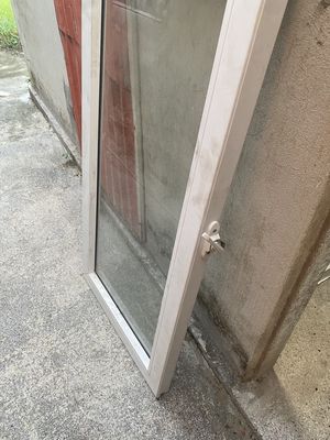 Cửa nhựa lùa windo còn mới dùng tốt. Mua bán Nội thất, đồ gia dụng khác tại Thị xã Điện Bàn Quảng Nam được đăng bởi Hanh