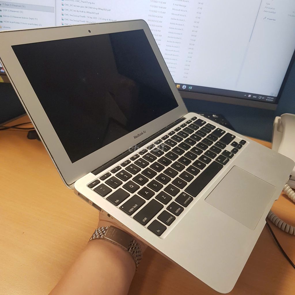 Main /Macbook Air 11.6in 4GB/128GB, pin khỏe. Mua bán Linh kiện (RAM, Card...) tại Quận 1 Tp Hồ Chí Minh được đăng bởi HC hình 1