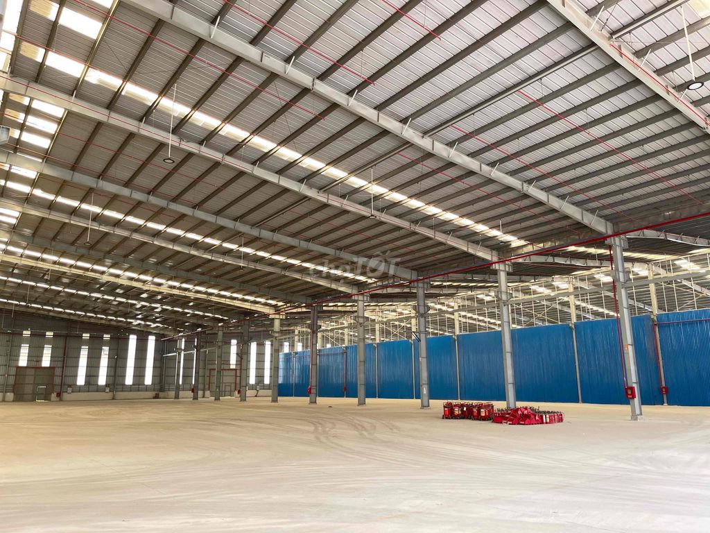 Cho Thuê Nhà Xưởng Sản Xuất 8000m2 Và Chứa Hàng Tại Long An. Cho thuê văn phòng, mặt bằng kinh doanh tại Huyện Đức Hòa Long An được đăng bởi KHOXUONGVIPVN hình 1