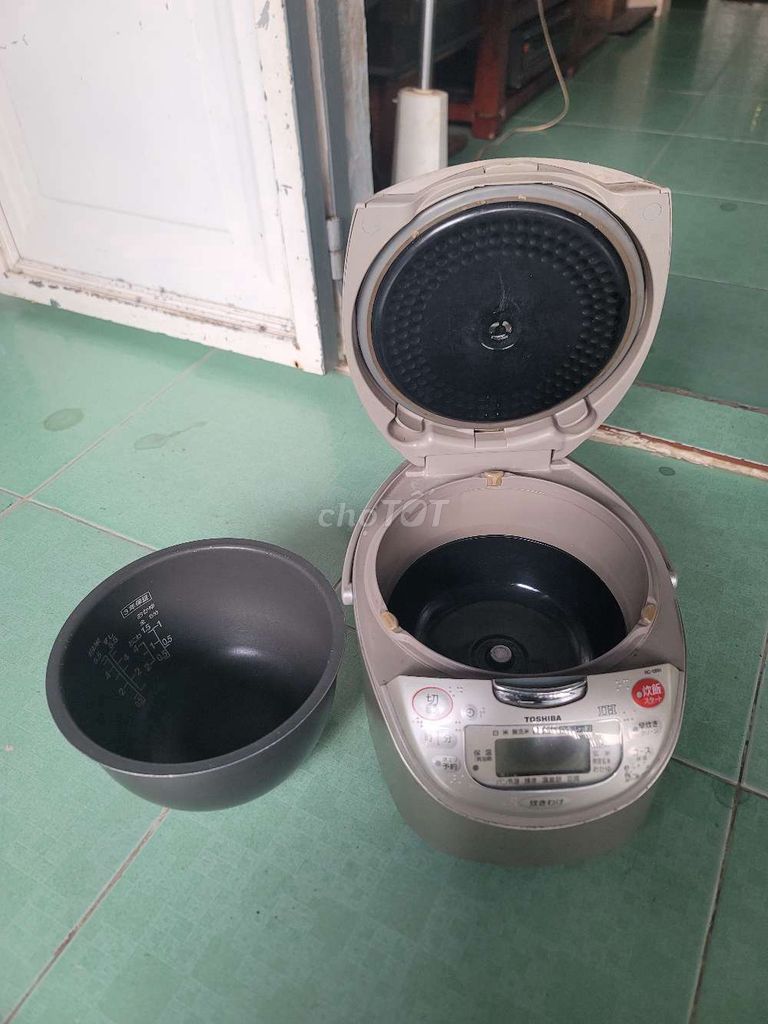Nồi cơm điện Toshiba 1L. Mua bán Bếp, lò, đồ điện nhà bếp tại Huyện Phong Điền Cần Thơ được đăng bởi Audio Mini toàn trung Cần Thơ hình 1