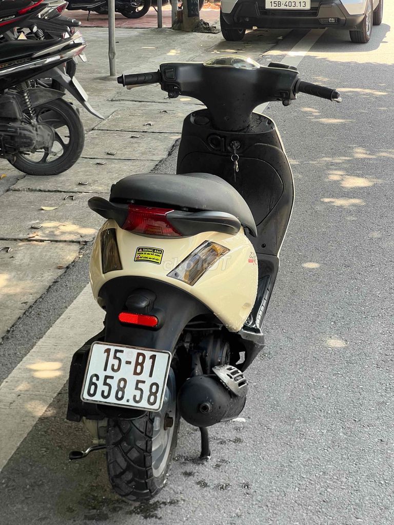 Piaggio Zip 100cc кремовый, крутой номер, 2013