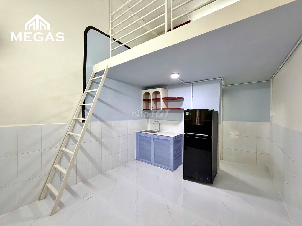PHÒNG MỚI NGAY HUFLIT _ GÁC CAO 2M 2  _ SẴN NỘI THẤT MỚI 100%