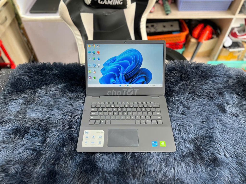 Dell V3400(i5-1135G7/RAM 8G/SSD 256G/MX330/14"FHD). Mua bán Laptop tại Thành phố Thủ Dầu Một Bình Dương được đăng bởi LAPTOP HUỲNH PHÁT hình 1