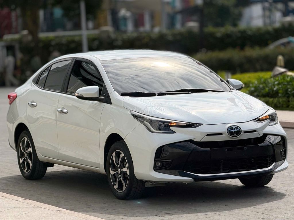 Toyota Vios G 2024 màu trắng mẹ mắng cũng mua. Mua bán Ô tô tại Quận Long Biên Hà Nội được đăng bởi Long Biên Cars hình 1