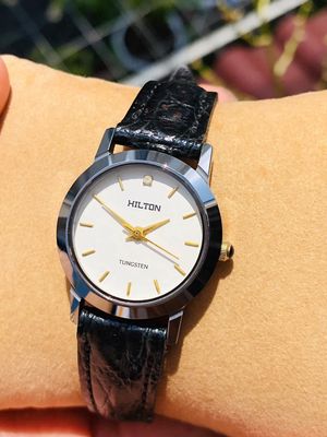 Đồng hồ nữ hiệu Hilton chính hãng, vỏ đá tungsten