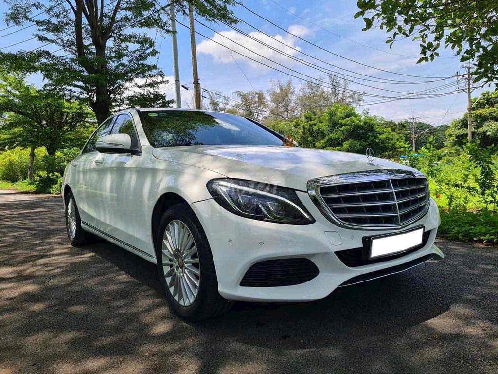 Mercedes Benz C Class 2016 C250 - 15000 km