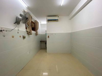 Room 15 m² · Đường Hoa Sữa