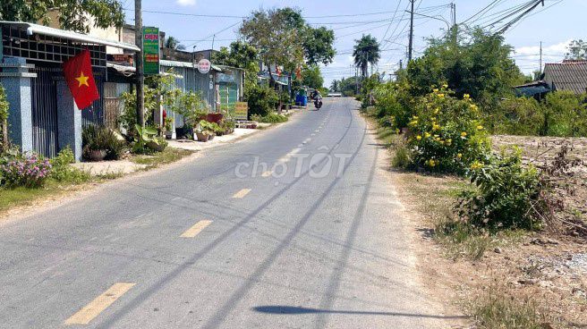 BÁN LÔ ĐẤT THANH AN 15X50M CÓ SẴN 300 THỔ CƯ GIÁ 660 TRIỆU, SỔ HỒNG. Mua bán đất tại Huyện Hớn Quản Bình Phước được đăng bởi tuấn hình 1