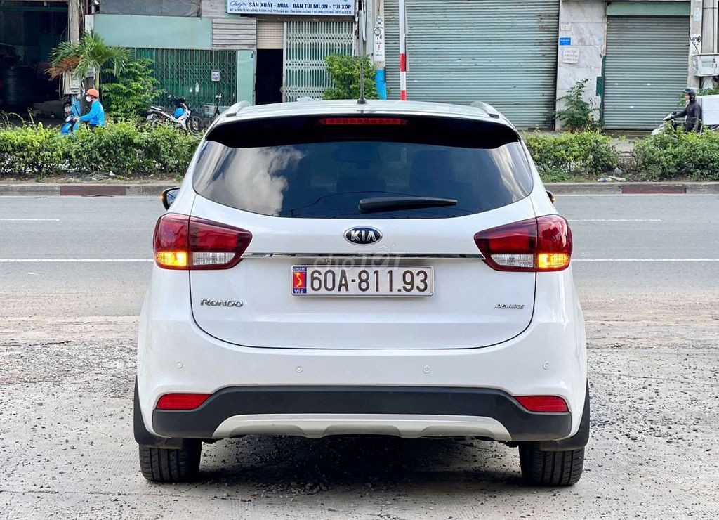 KIA RONDO AT 20 SIÊU LƯỚT 24000 KM BAO TEST. Mua bán Ô tô tại Thành phố Thuận An Bình Dương được đăng bởi BÌNH VÌNH PHÚ CHUYÊN XE LƯỚT BAO TEST HÃNG  hình 5