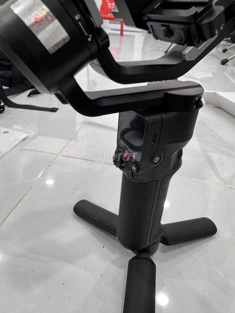Gimbal DJI RS3 Mini Đen Mới 99%. Mua bán Máy ảnh, Máy quay tại Quận 8 Tp Hồ Chí Minh được đăng bởi Minh Nhat hình 1