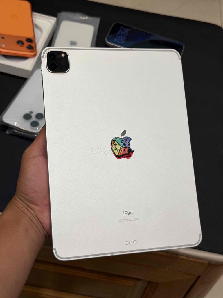 Apple iPad Pro Gen 2 11 inch 256GB WiFi + 4G. Mua bán Máy tính bảng tại Quận Gò Vấp Tp Hồ Chí Minh được đăng bởi Việt Moblie hình 1