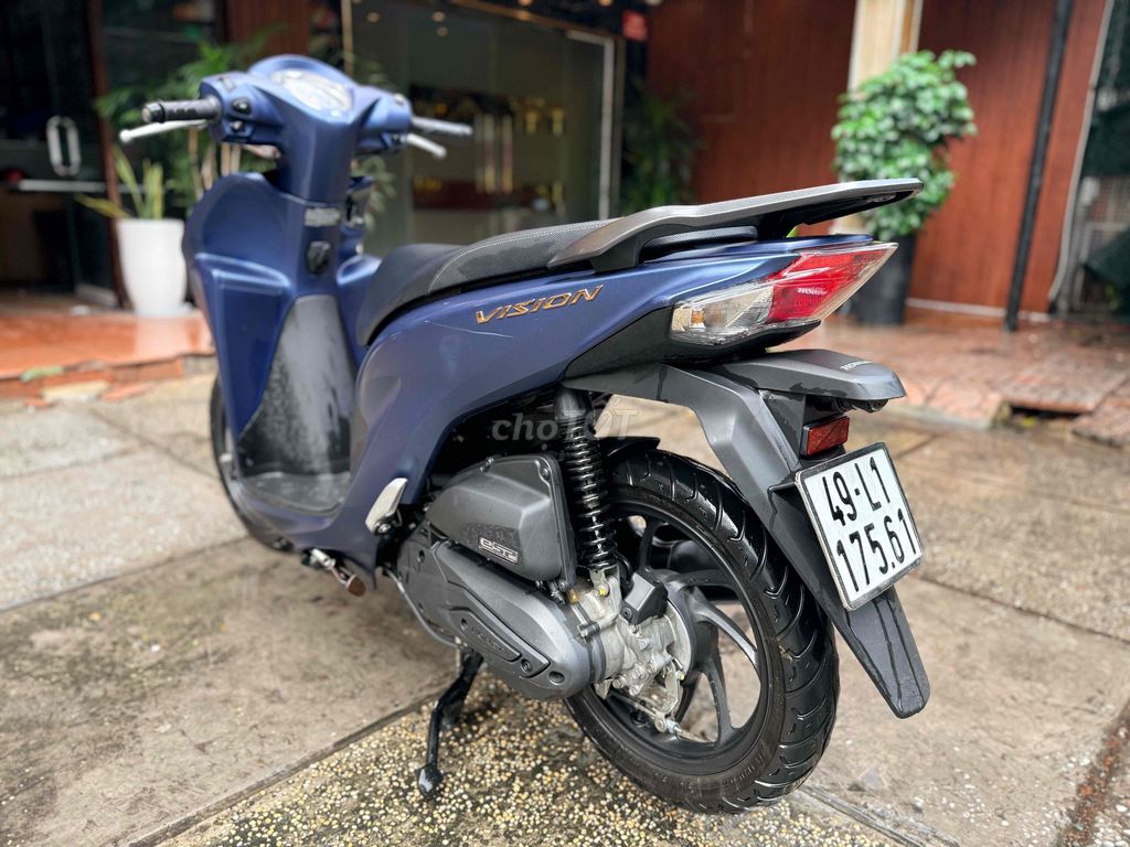 vision 2022 odo 21k km. Mua bán Xe máy tại Quận 3 Tp Hồ Chí Minh được đăng bởi Lý Thanh điền hình 6