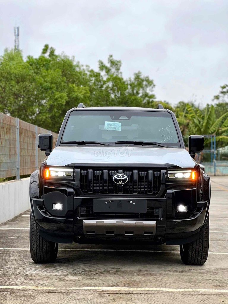 Toyota Land Cruiser Prado 2026 photo 2