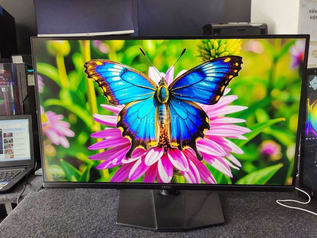 CẦN PASS MÀN HÌNH MSI 27INCH 4K MÀN BAO ĐẸP . Mua bán Phụ kiện (Màn hình, Chuột...) tại Quận Gò Vấp Tp Hồ Chí Minh được đăng bởi ngọc trang hình 1